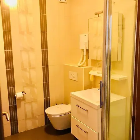 Studio 16650d Makarska